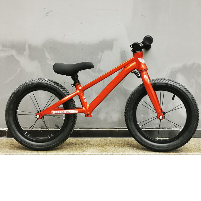 Children ride balance bikes, racing bikes, scooters K12 K14